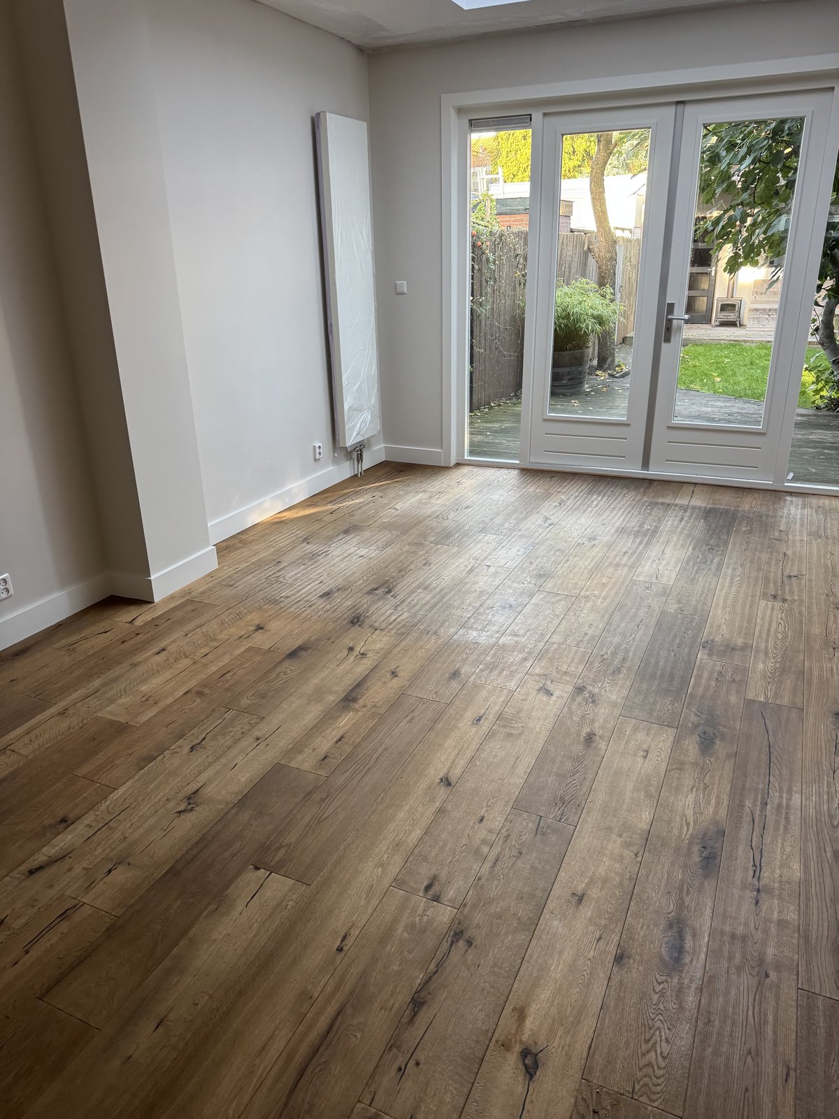 Voor: Eikenhouten vloer, warm en fris